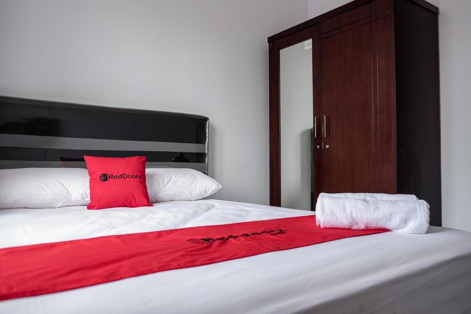 Reddoorz Near Supermall Karawaci 2 Tangerang Exterior photo